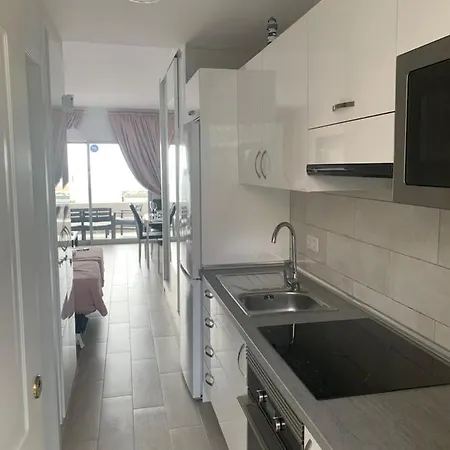 Mom Conchi Apartment